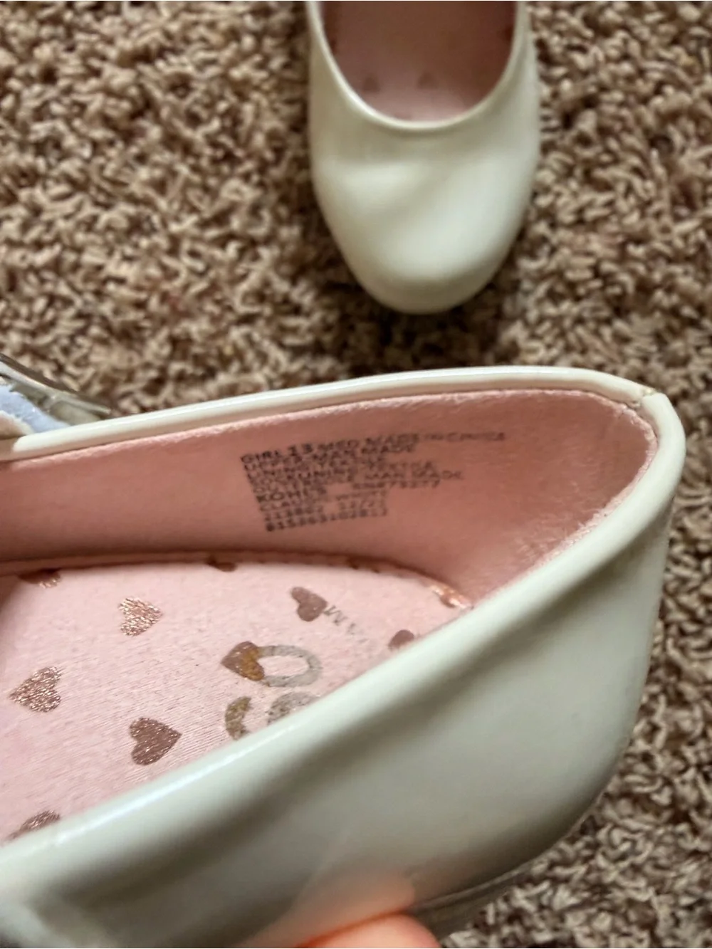 Kohl's Cream Patent Mary Jane Heels with Glitter Block Heel